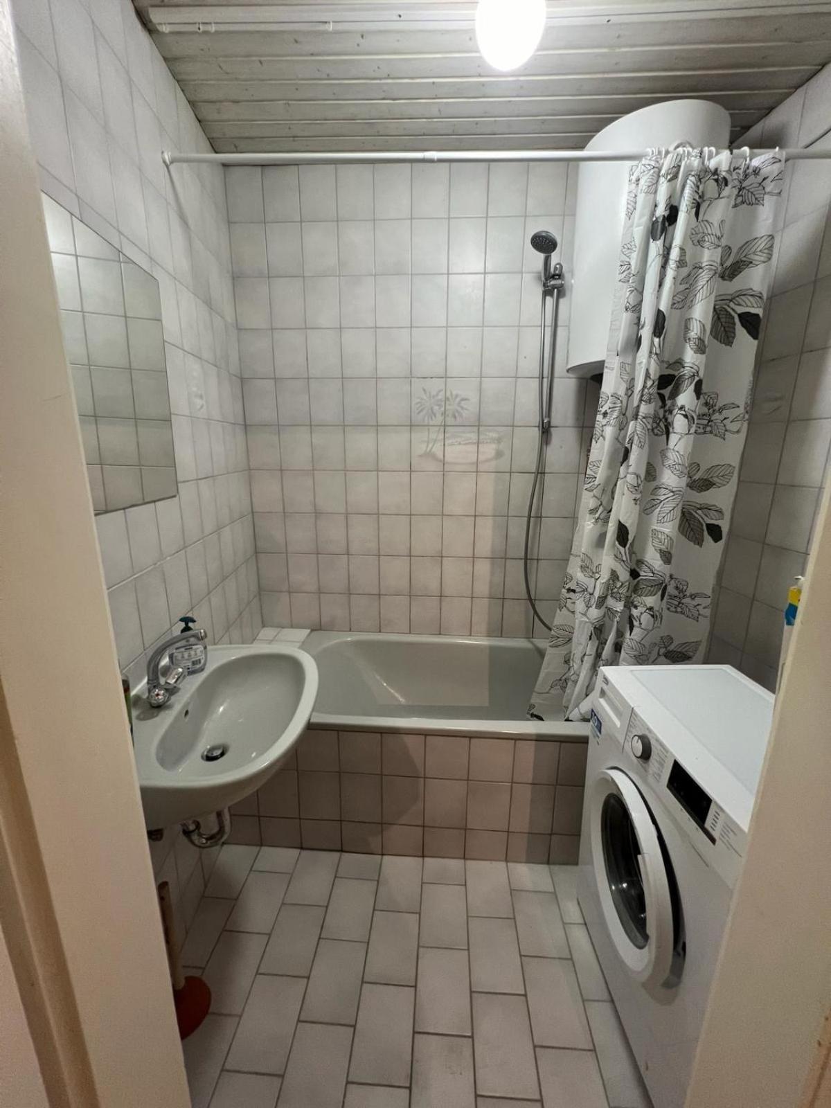 Zentrale Apartments In Bayreuth Oda fotoğraf